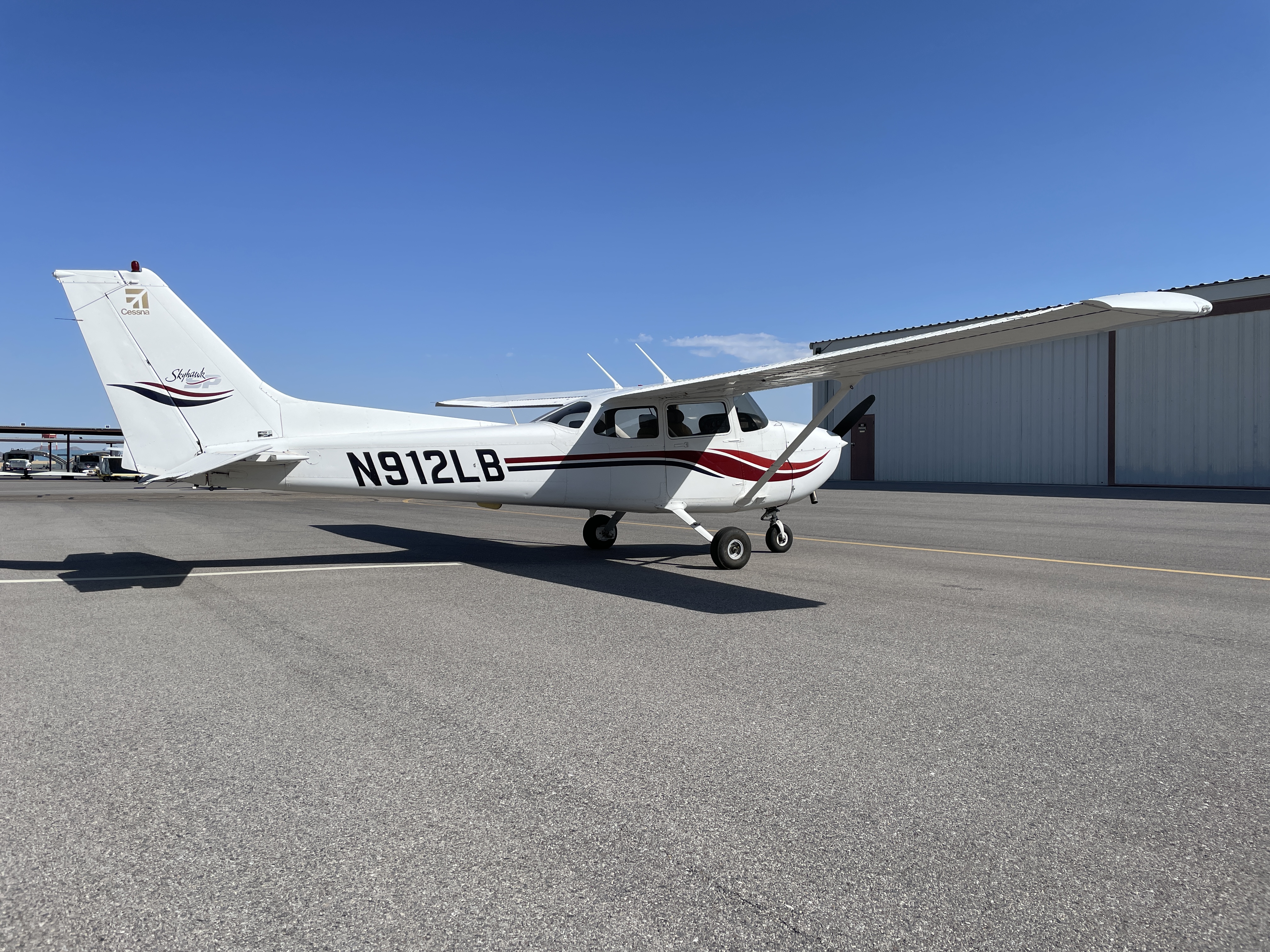Cessna 172SP N912LB